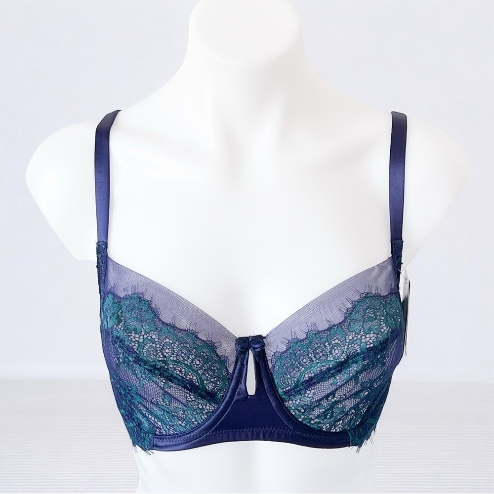 NWT Wacoal 855323 Center Stage Underwire Bra 32DD Full Coverage Lace